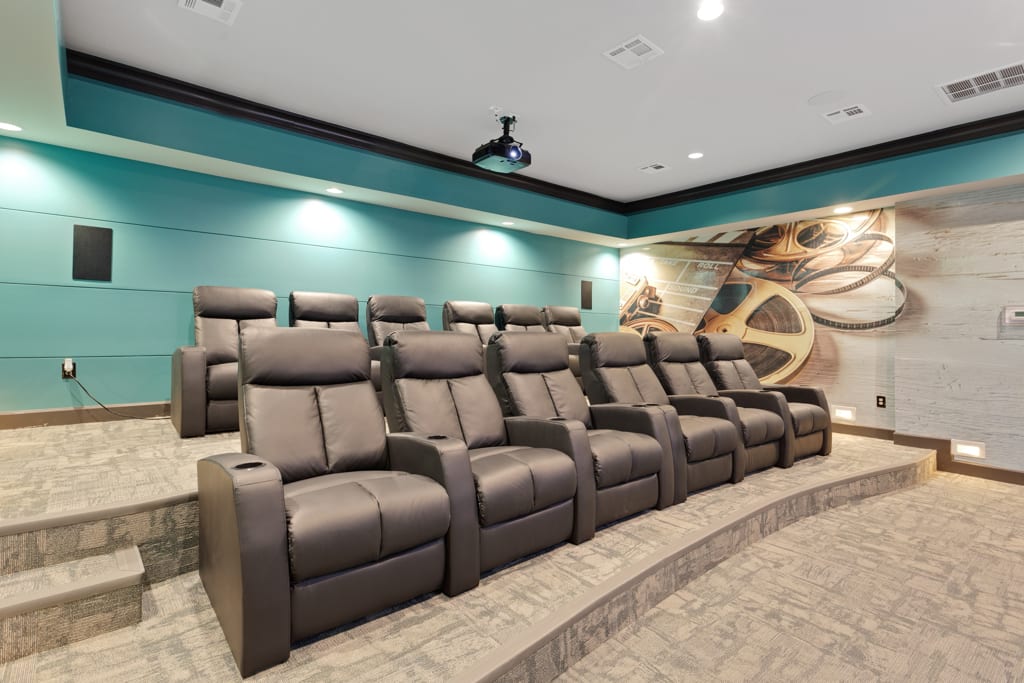 Stone Oak @ Parmer on-site movie theatre - Austin, TX