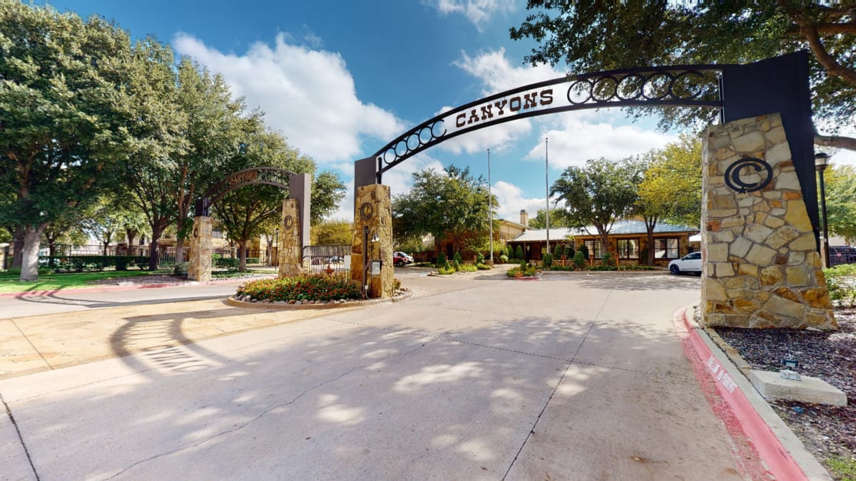 Photos and Video of The Canyons Apartments in Fort Worth, TX