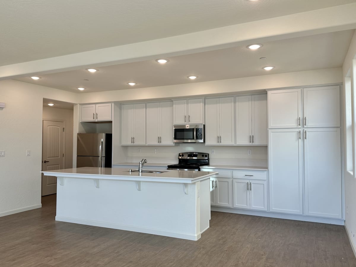 Photos and Video of Portola Plaza in Clovis, CA