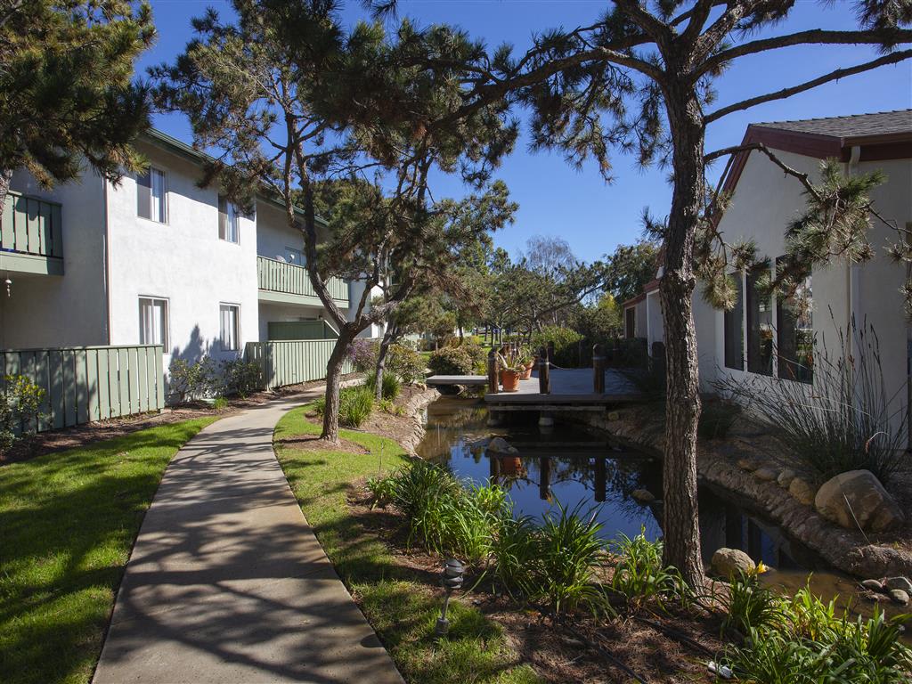 Apartments Near UCSB Pacific Oaks Apts Photo Gallery