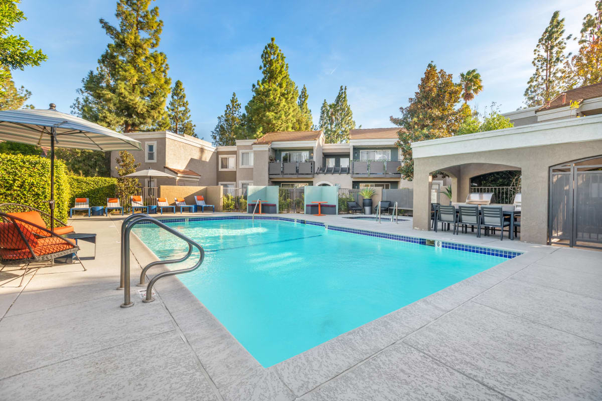Apartments for Rent in Simi Valley | 1750 on First | Photos