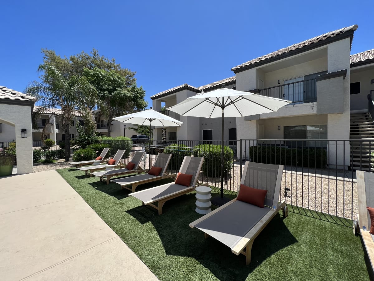 Pool and poolside area at Boulders at Lookout Mountain Apartment Homes.