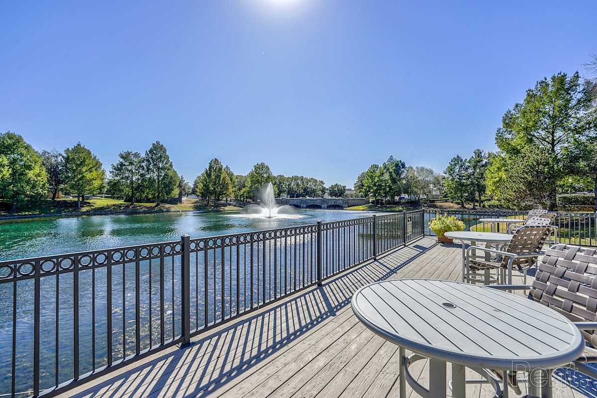 Cypress Lake At Stonebriar Apartments apartment photo