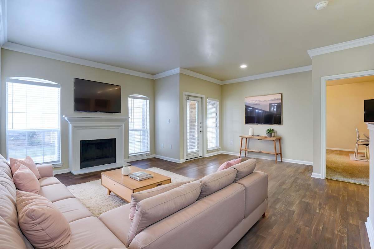 Bentley Place At Willow Bend Apartments apartment photo