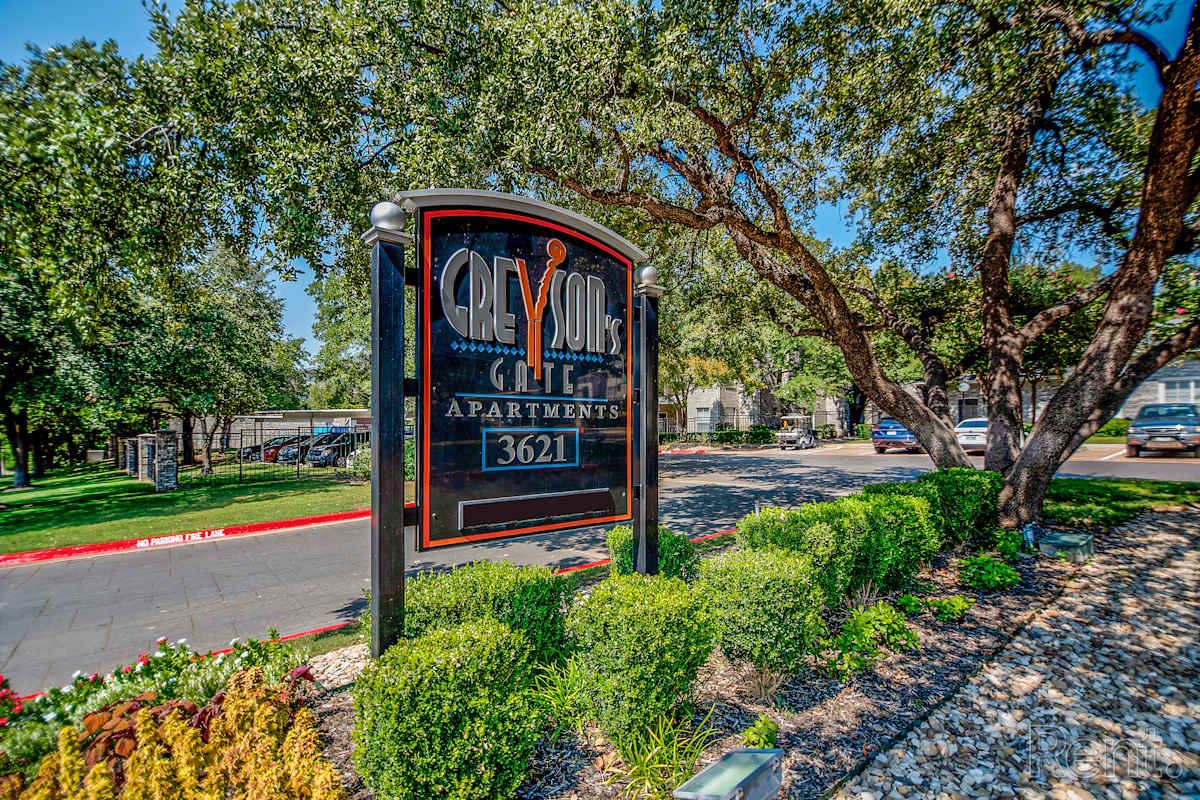 Greyson Gate Apts apartment photo