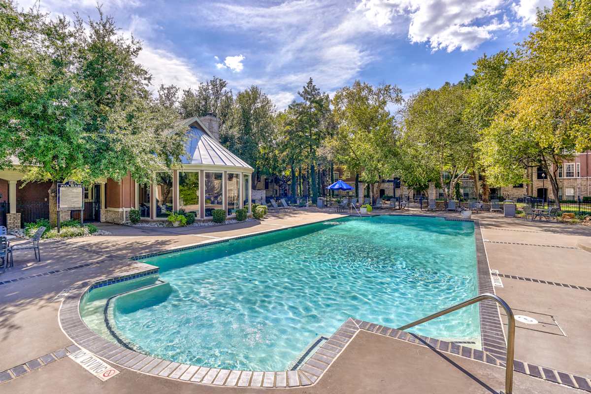 Bentley Place At Willow Bend Apartments apartment photo
