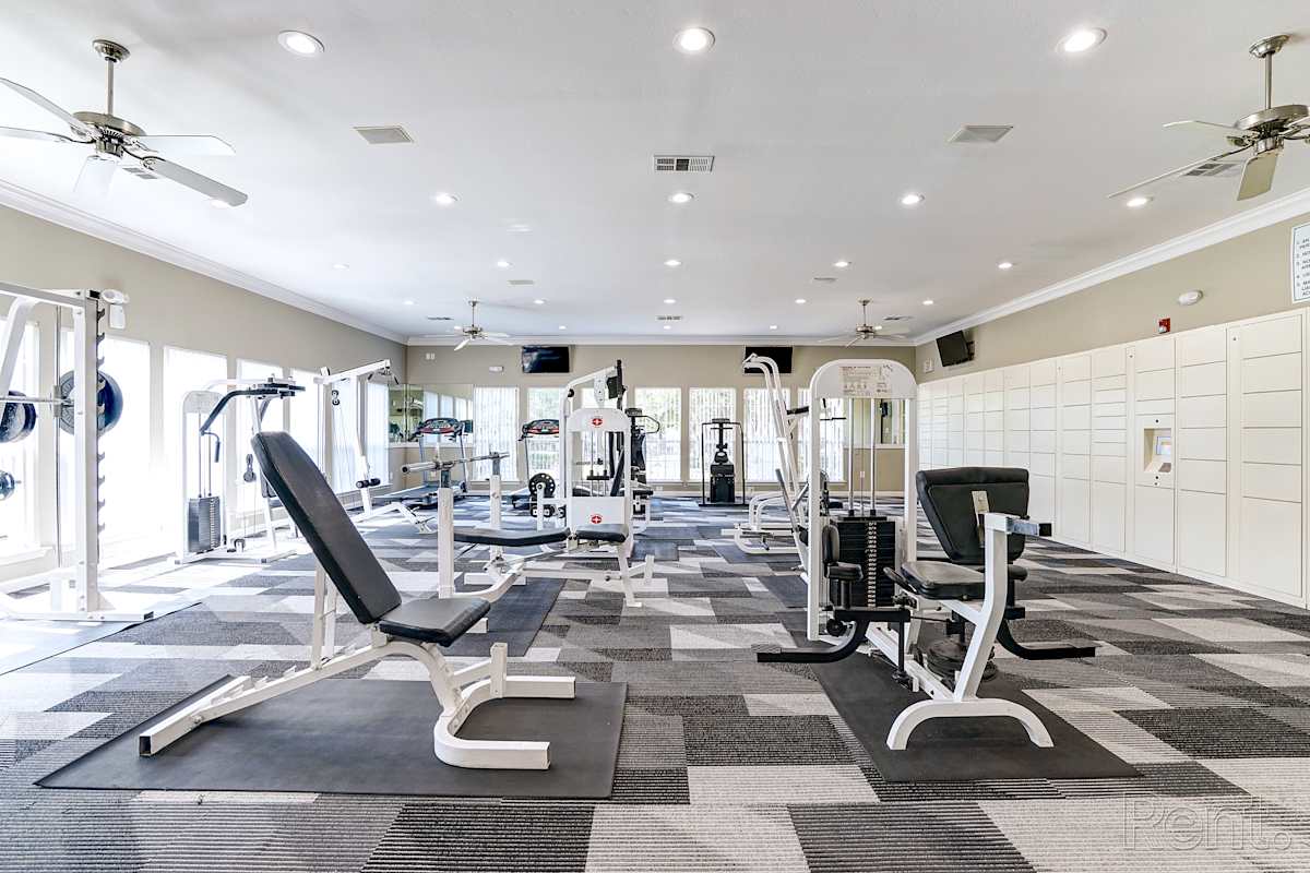 Tuscany Square Apts apartment photo