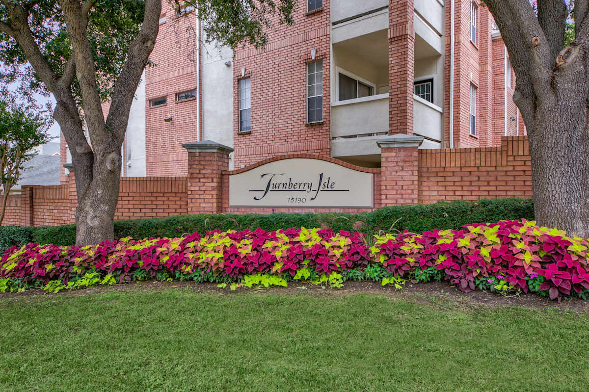 Turnberry Isle Apts apartment photo