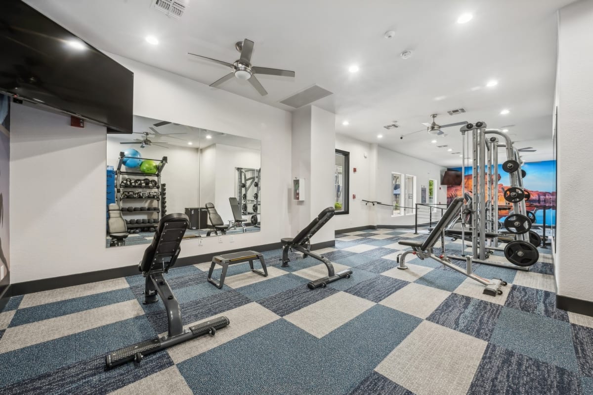 Fitness room at The Retreat Apartments.