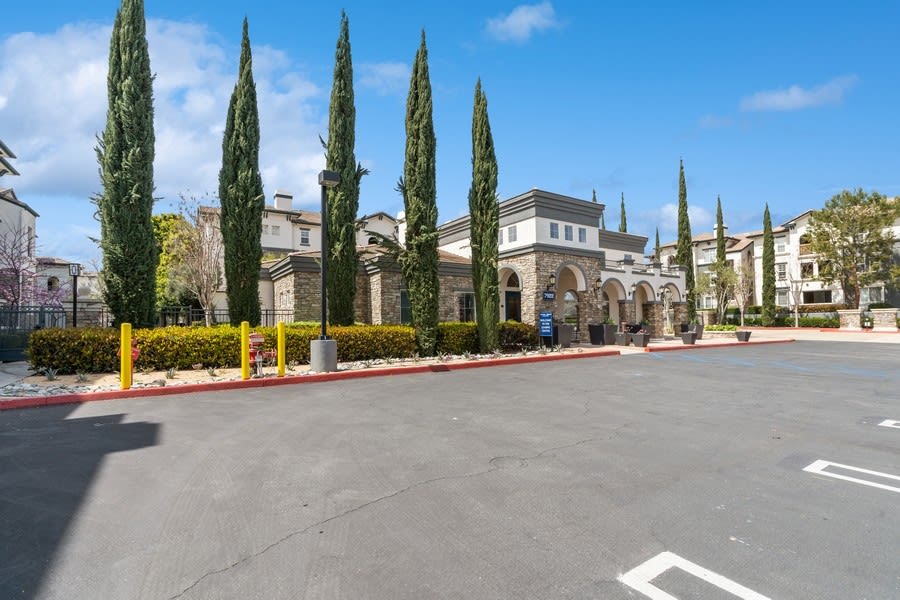 Victoria Arbors Rancho Cucamonga Apartments in Rancho Cucamonga