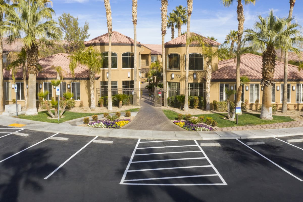 Sedona at Lone Mountain Las Vegas North Vegas Apartments