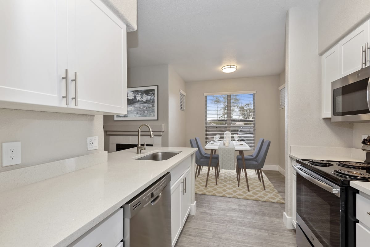 The Retreat Apartments North Phoenix | North Phoenix Apartments