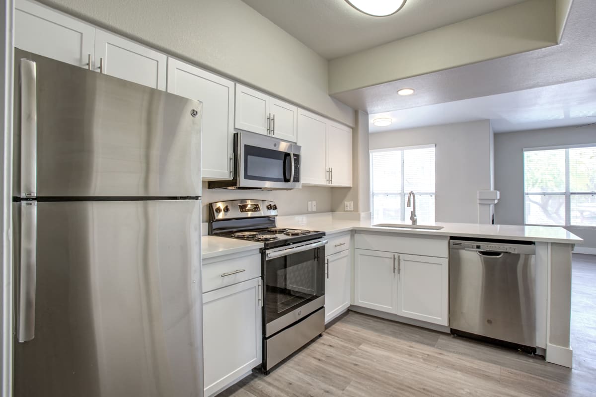 Apartment kitchen — representative home at The Retreat Apartments.