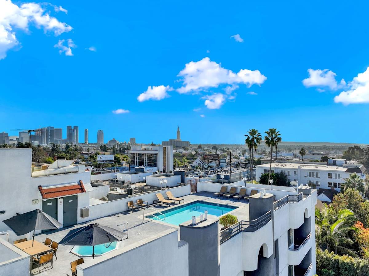 Apartments for Rent in Westwood Los Angeles Midvale Court