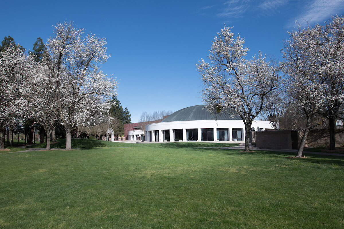 Apartments in San Ramon Falcon Bridge at Gale Ranch