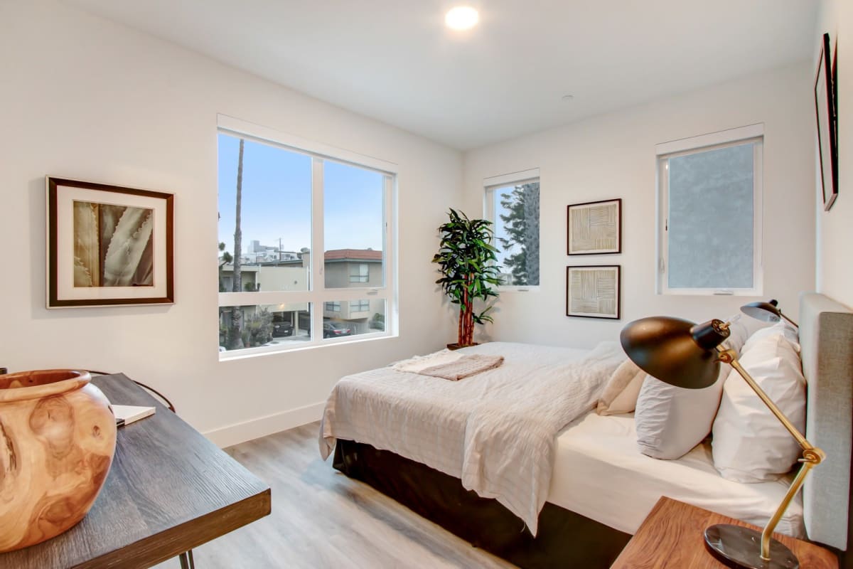 Moss and Company | Apartments in Sherman Oaks, CA | RENTCafe