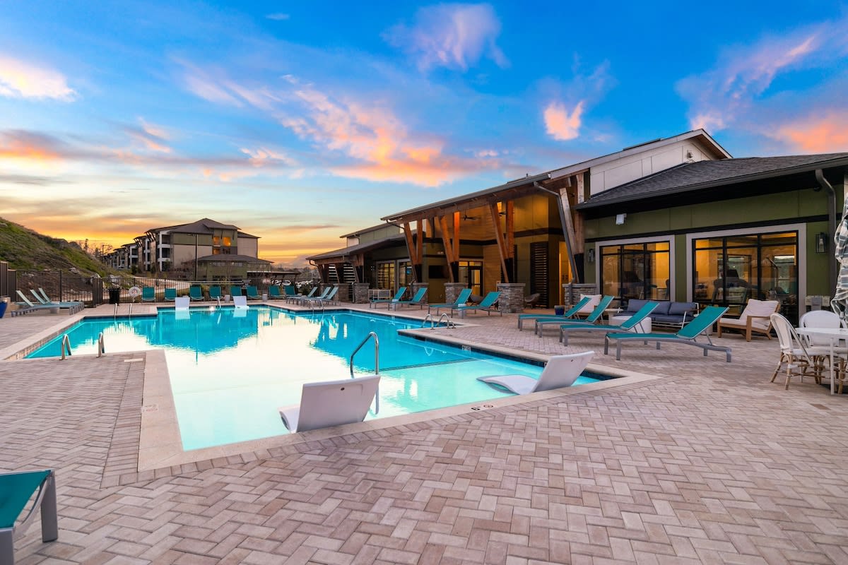 Pelham Apartments for Rent Canopy Park