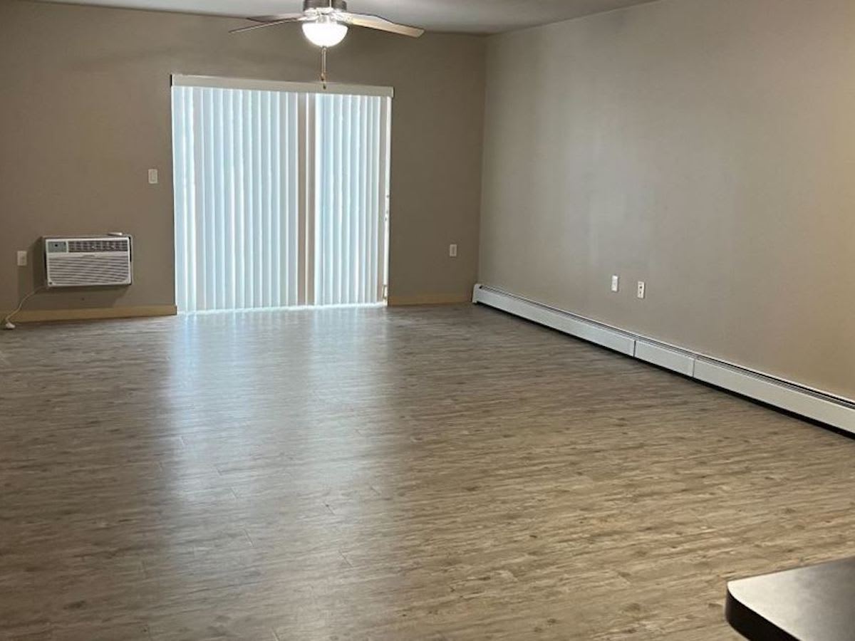 See Photos of Pioneer Ridge Apartments in Wisconsin Dells, WI