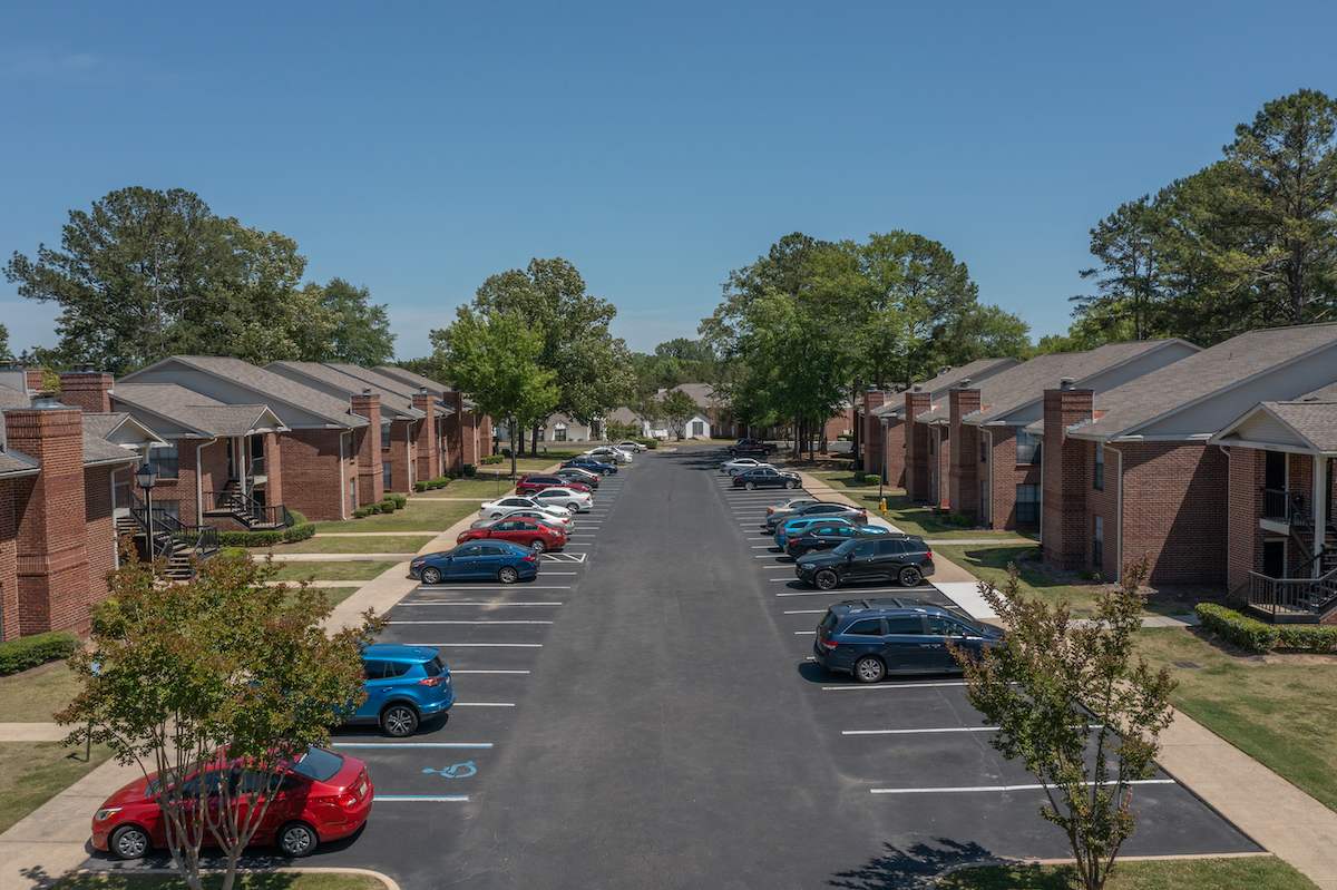 Photos and Video of Stratford Village Apartments in Montgomery, AL