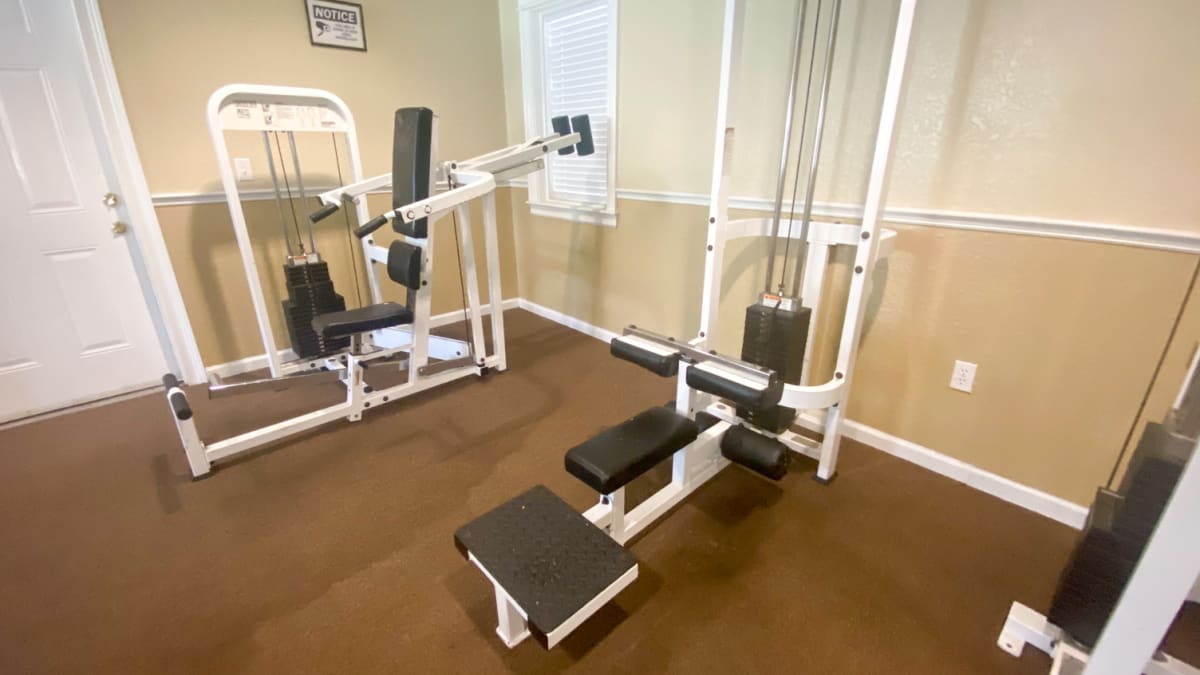 Photos and Video of Buena Vista Place Apartments in Windemere, FL