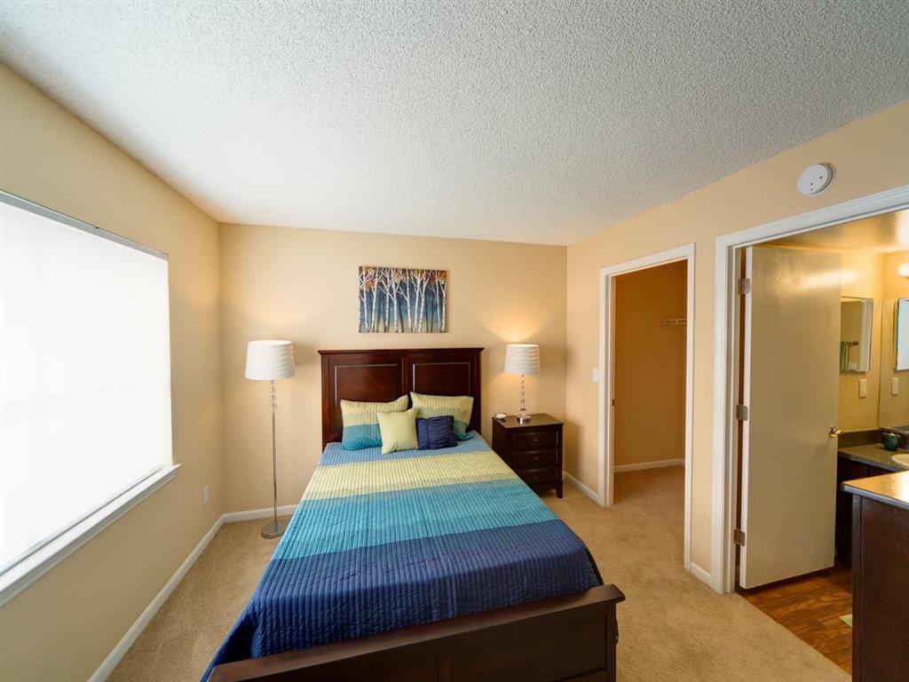 Photos and Video of Holly Cove Apartments in Orange Park, FL
