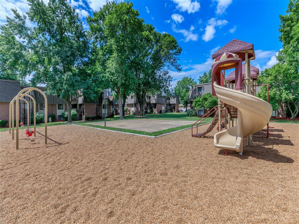 Photos and Video of Kensington West Apartments in Ballwin, MO