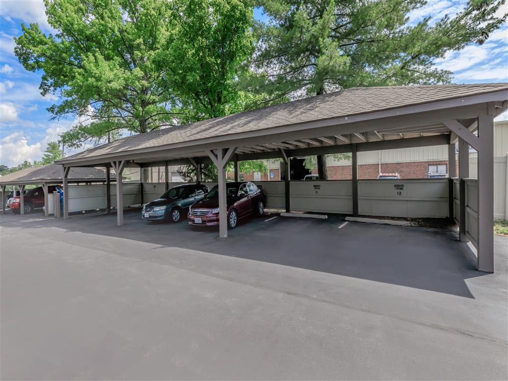 Photos and Video of Kensington West Apartments in Ballwin, MO