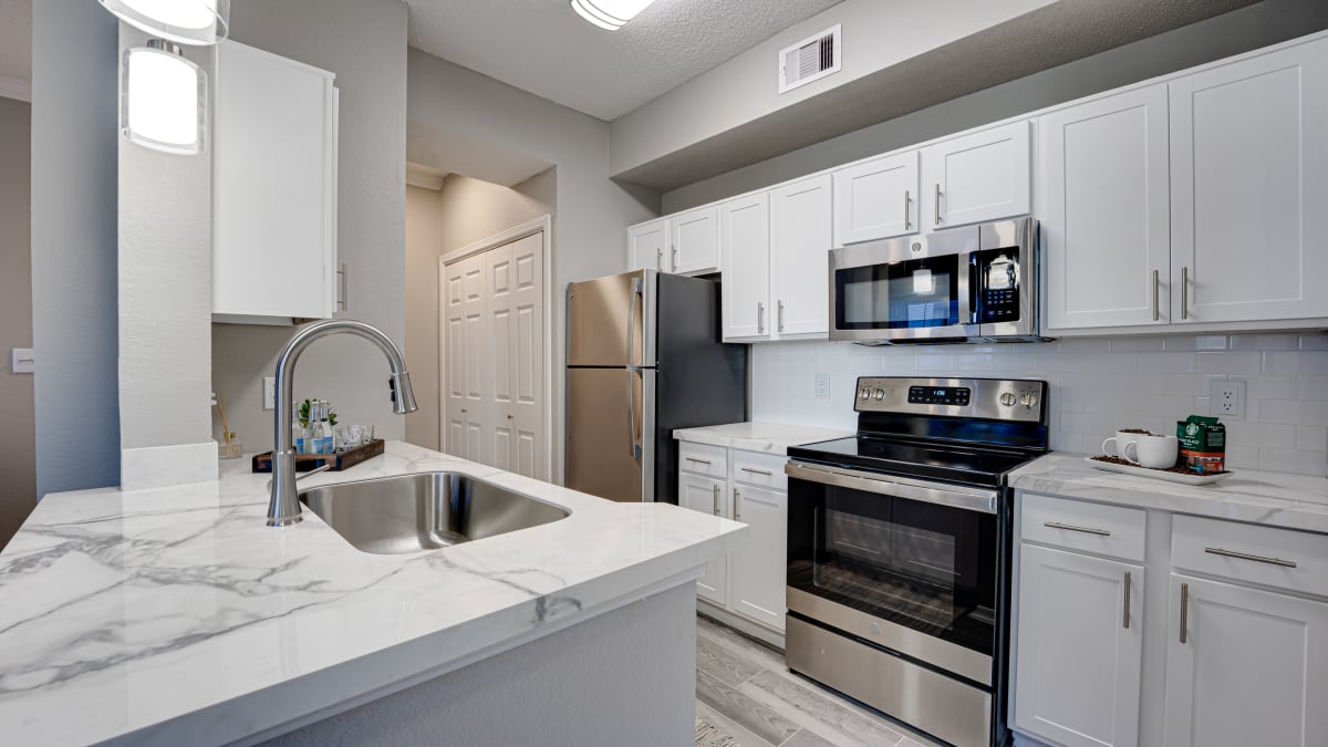 Carmel Creekside Apartments apartment photo