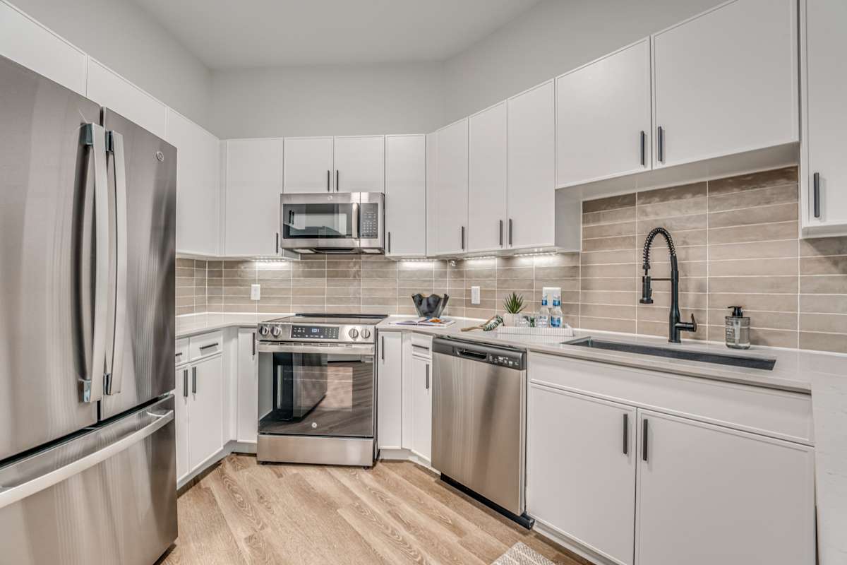 Vue Fitzhugh apartment photo