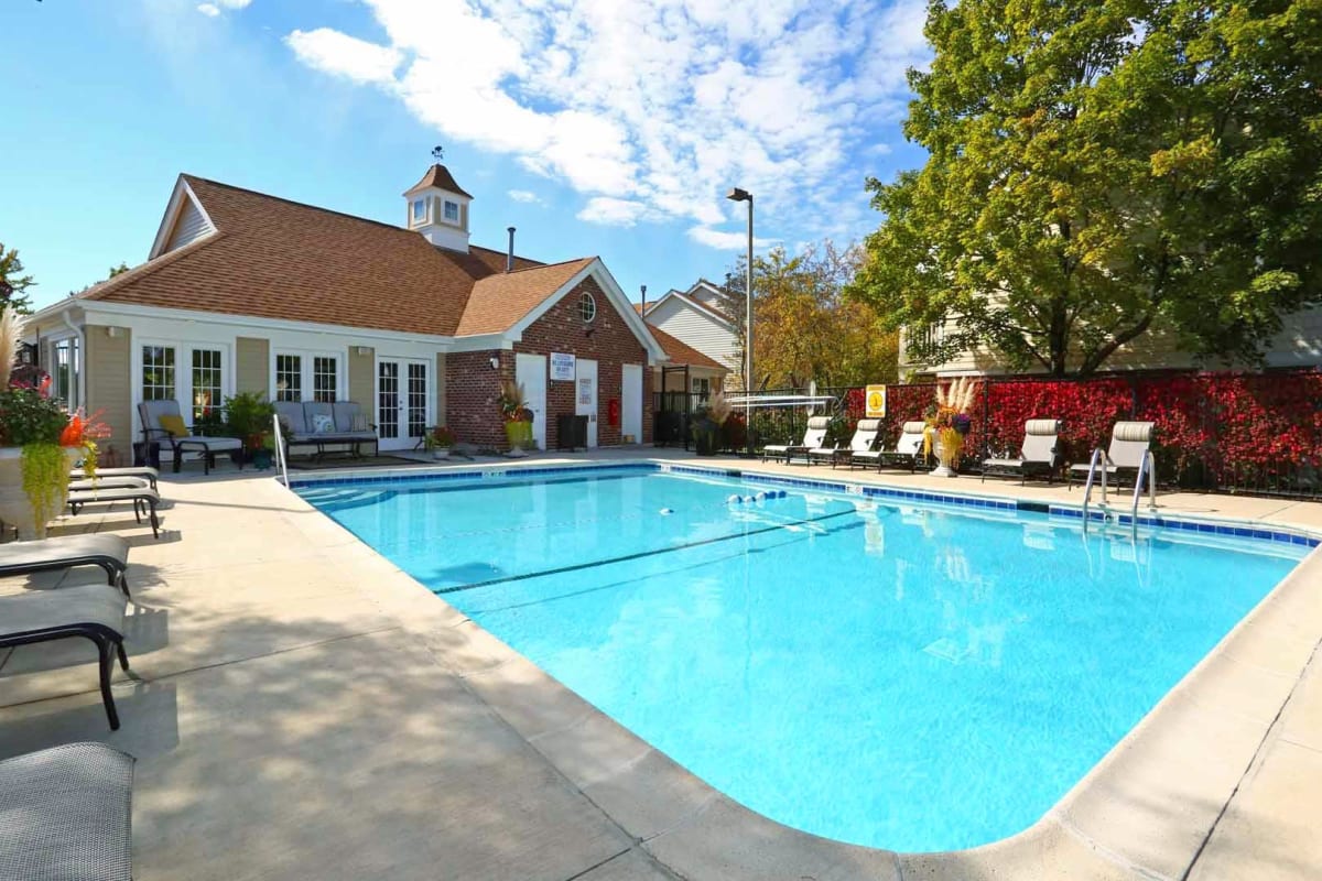 Buffalo Grove Apartment & Community Photos Windbrooke Crossing