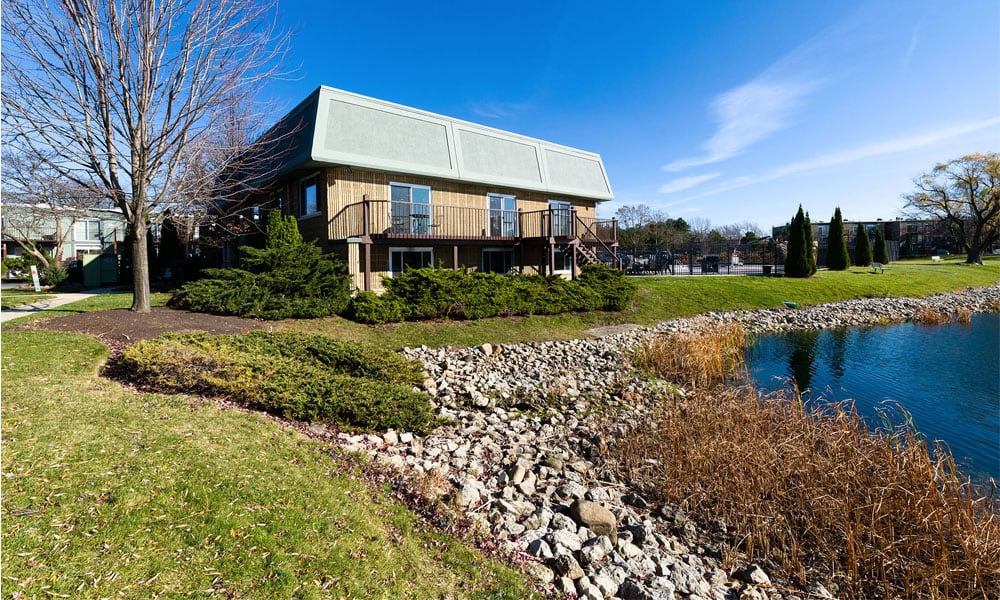 Wheeling Apartment & Community Photos Foxboro Apartments