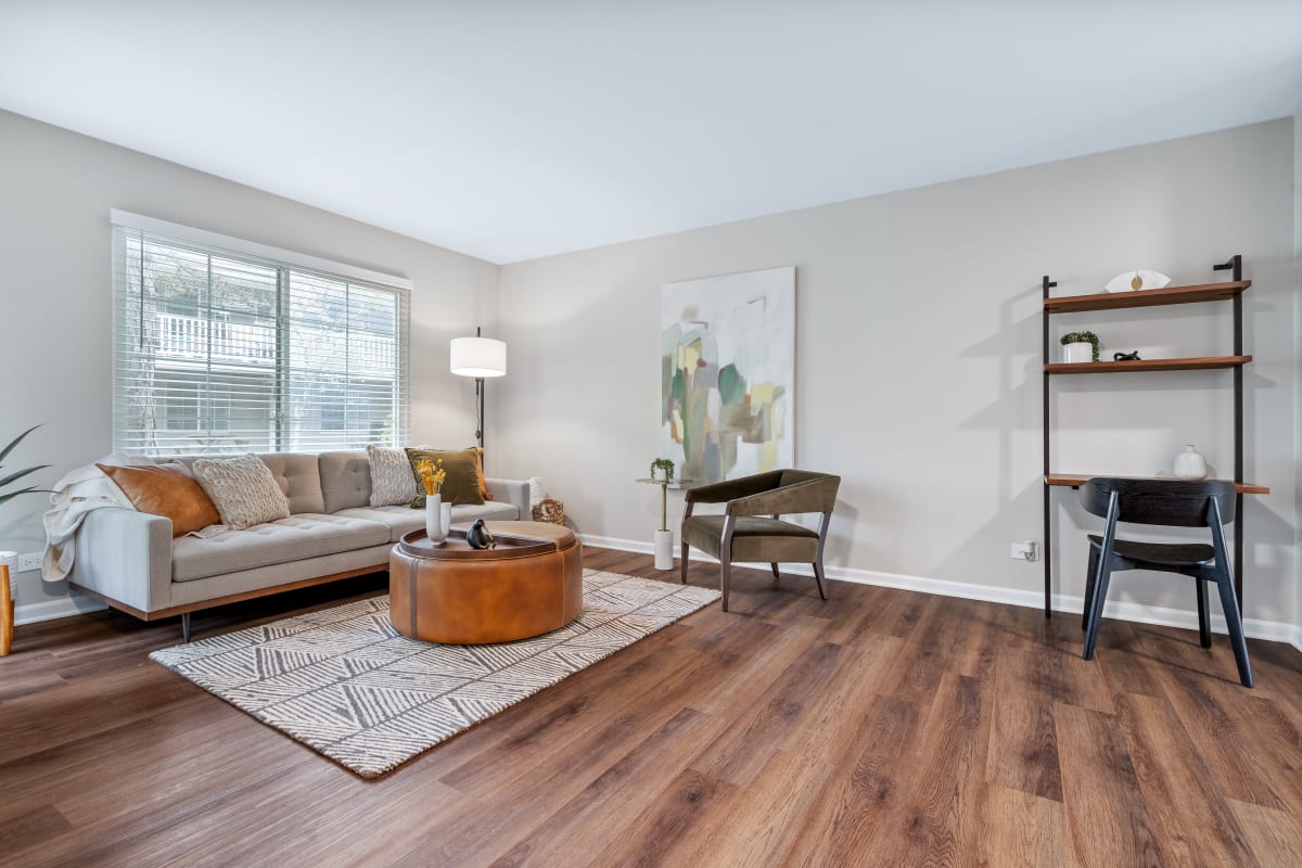 Buffalo Grove Apartment & Community Photos Windbrooke Crossing