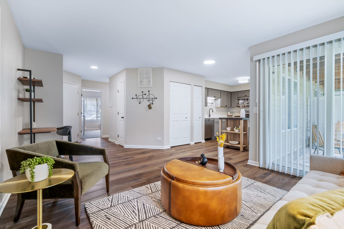 Buffalo Grove Apartment & Community Photos Windbrooke Crossing