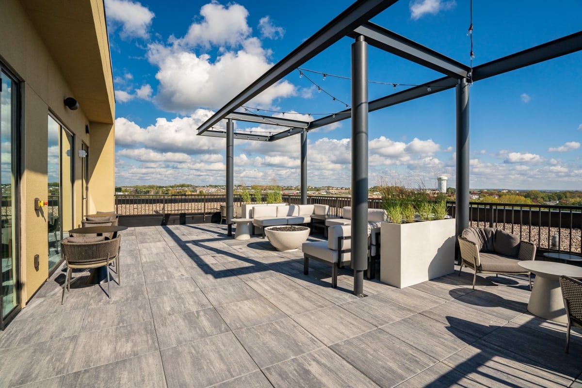Photos of Aspire at CityPlace Apartments - Upscale Urban Apartments With Rooftop Lounge
