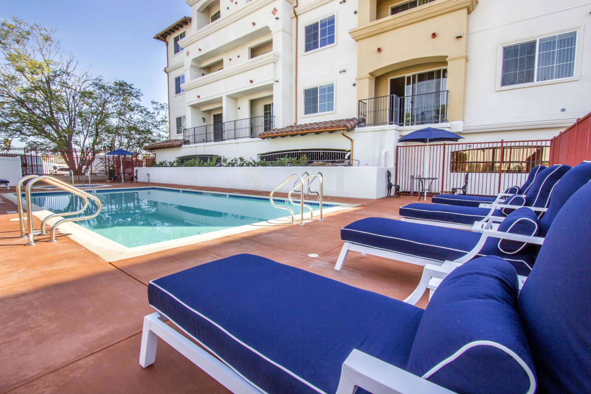 Apartments for Rent in Canoga Park, CA Le Blanc Apartments