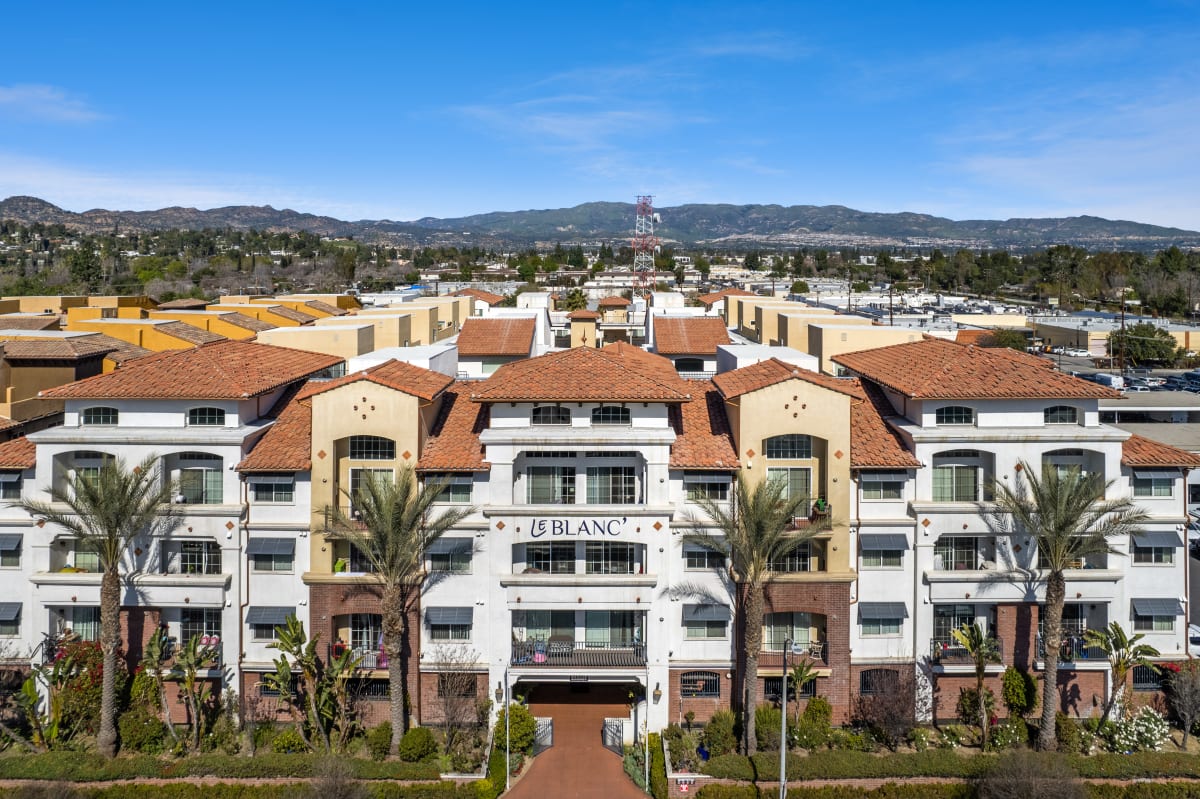 Apartments for Rent in Canoga Park, CA Le Blanc Apartments