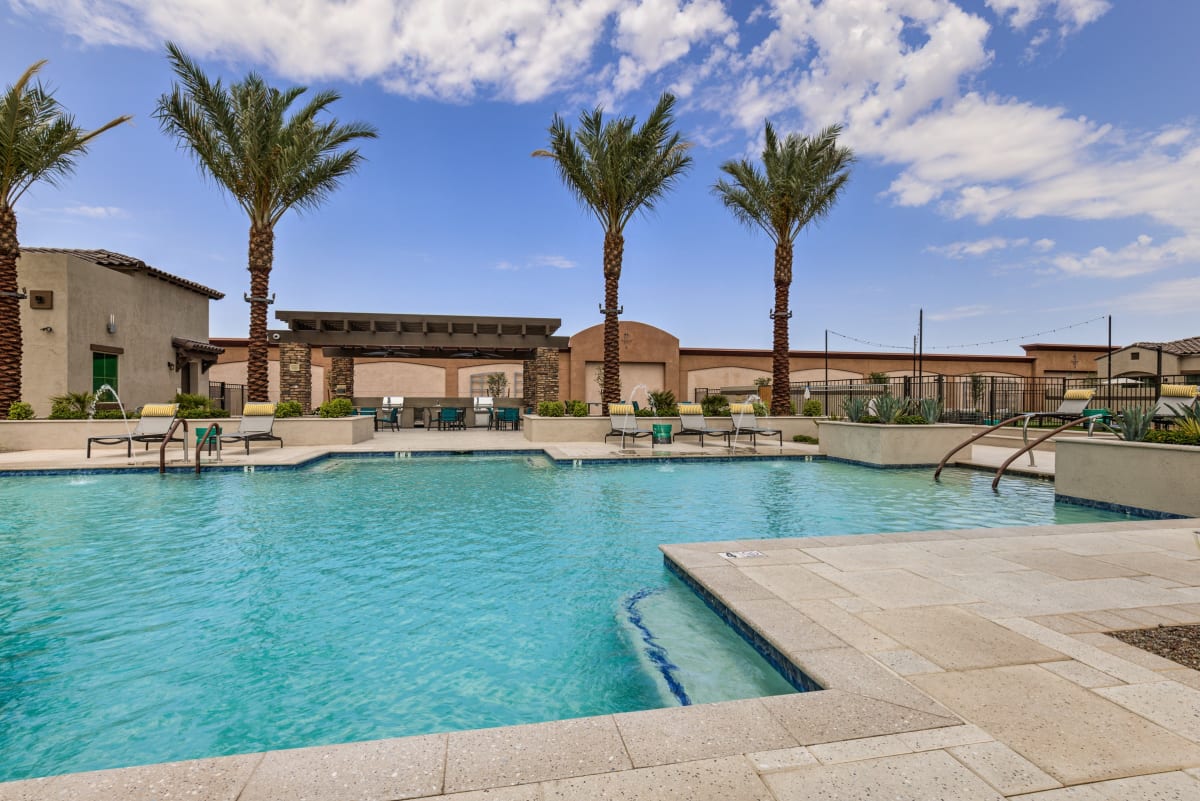 Homes in Peoria, AZ | Pillar Lago | Photos