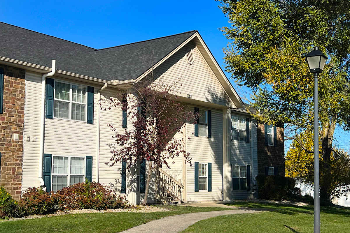 Photos and Video of Stone Crossing in Springfield, OH