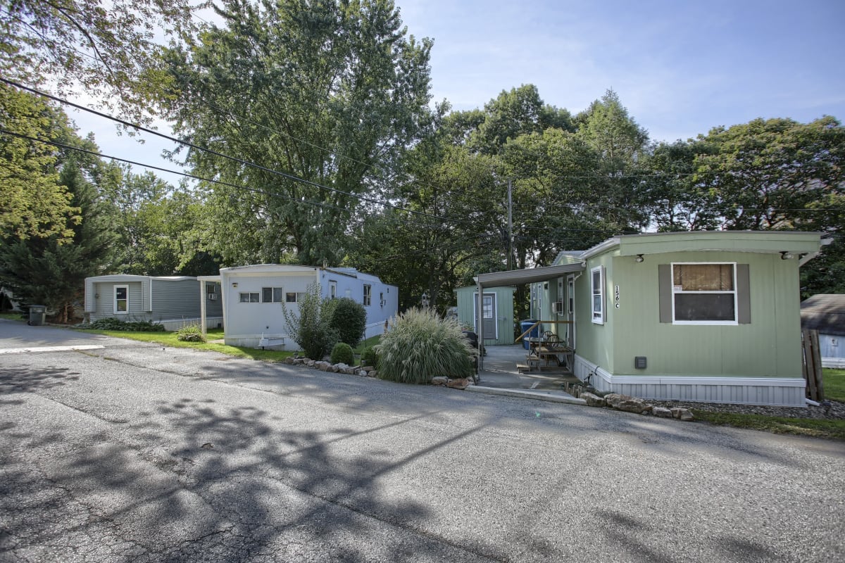 Photos of Willo Farm Village in Harrisburg, PA