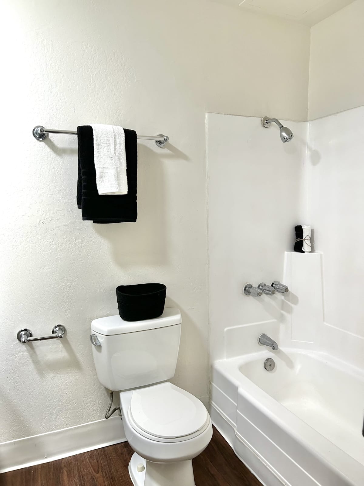 Photos and Video of Strathmore Veteran in Los Angeles, CA