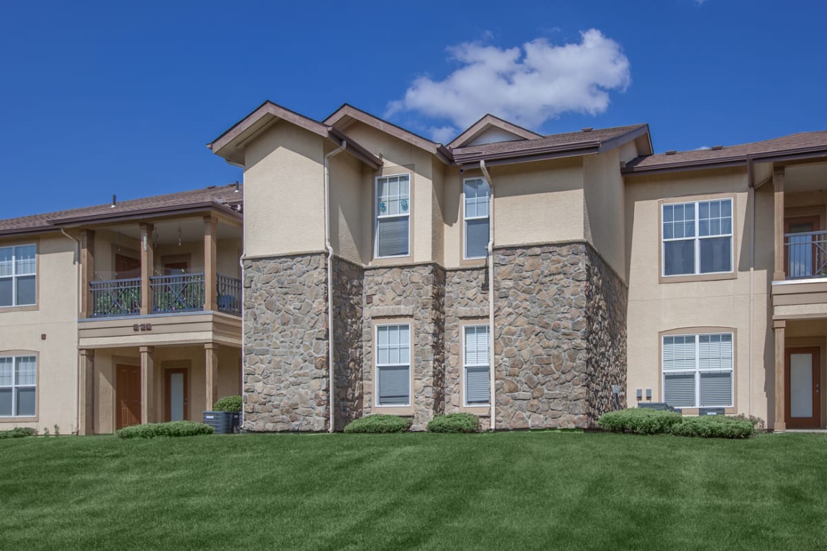 Apartments for Rent in Olathe, KS Avignon Apartment Homes