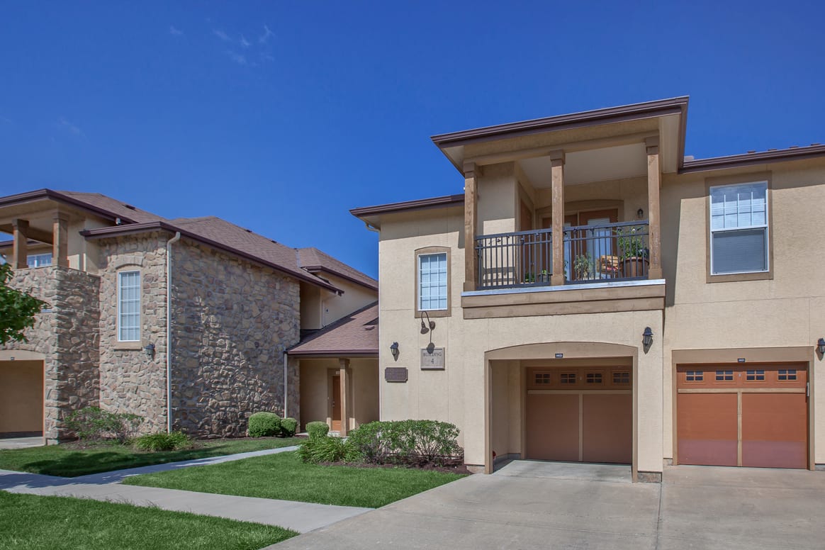 Apartments for Rent in Olathe, KS Avignon Apartment Homes