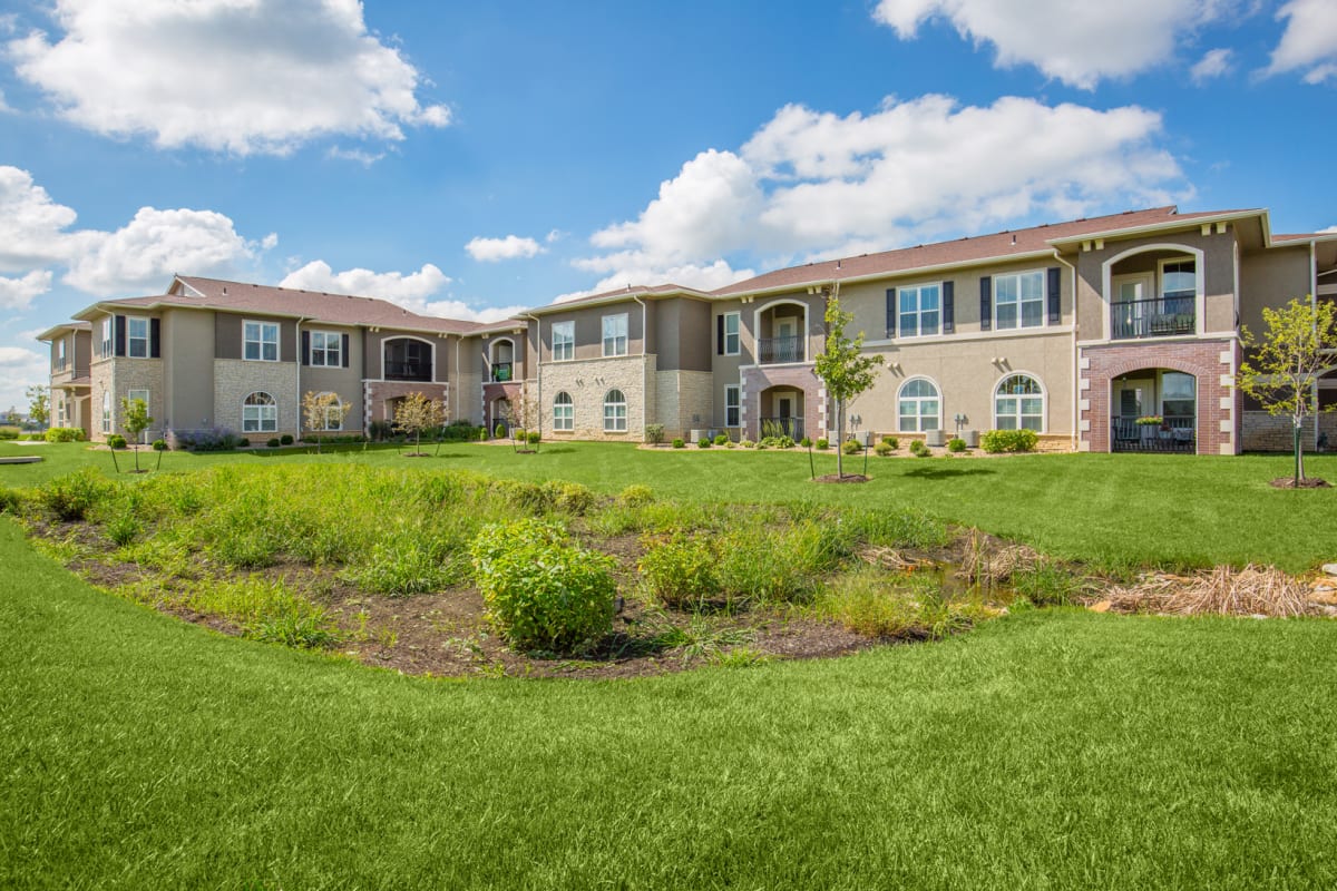 55+ Apartments in Overland Park, KS Sorrento at Deer Creek