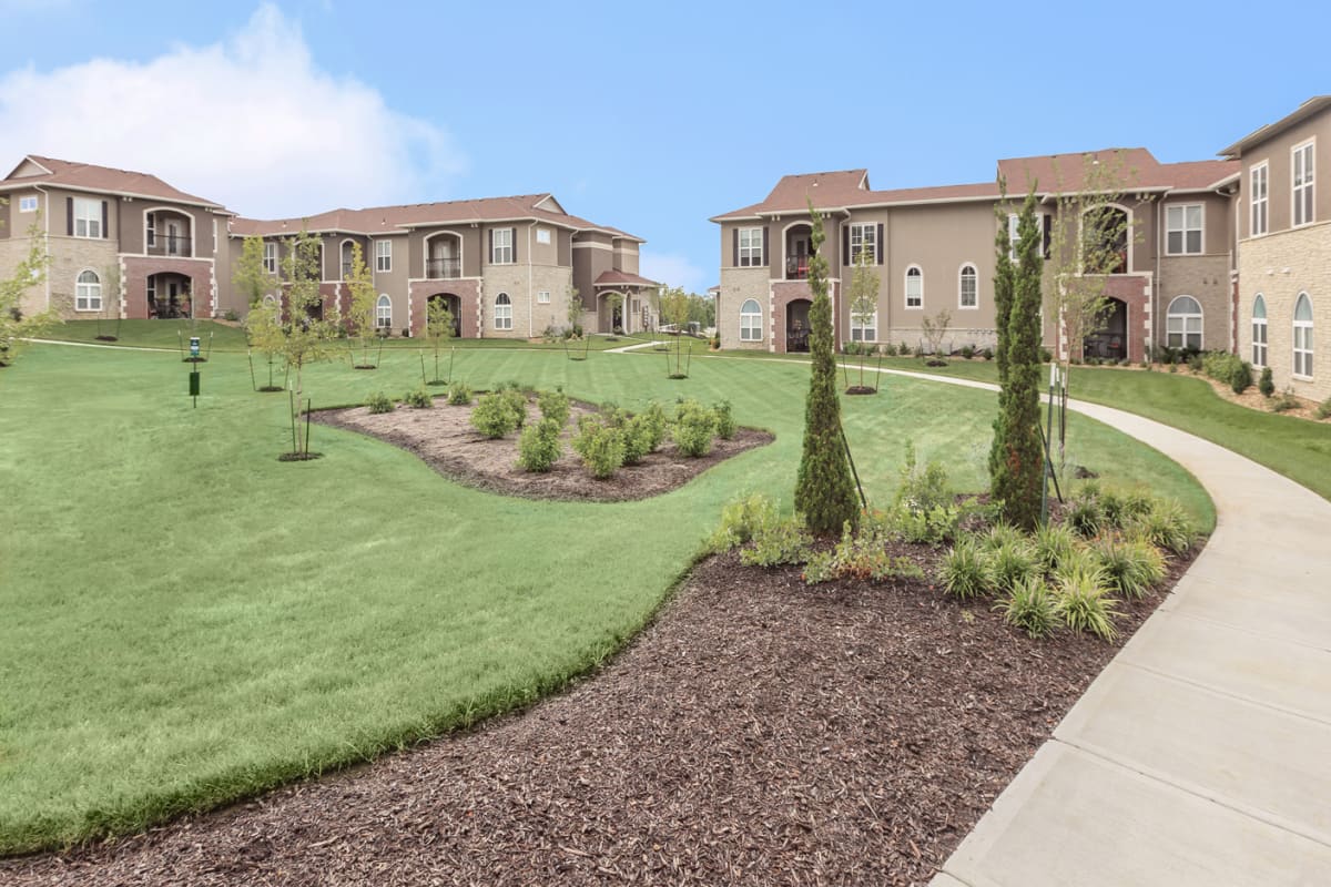 55+ Apartments in Overland Park, KS Sorrento at Deer Creek