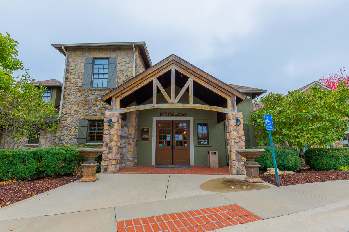 Apartments for Rent in Olathe, KS Avignon Apartment Homes