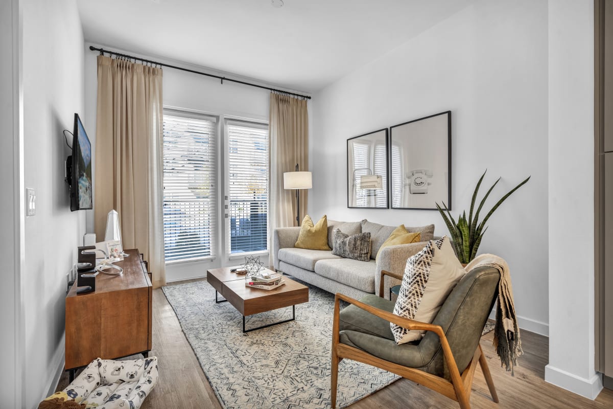 Lyv Broadway apartment photo