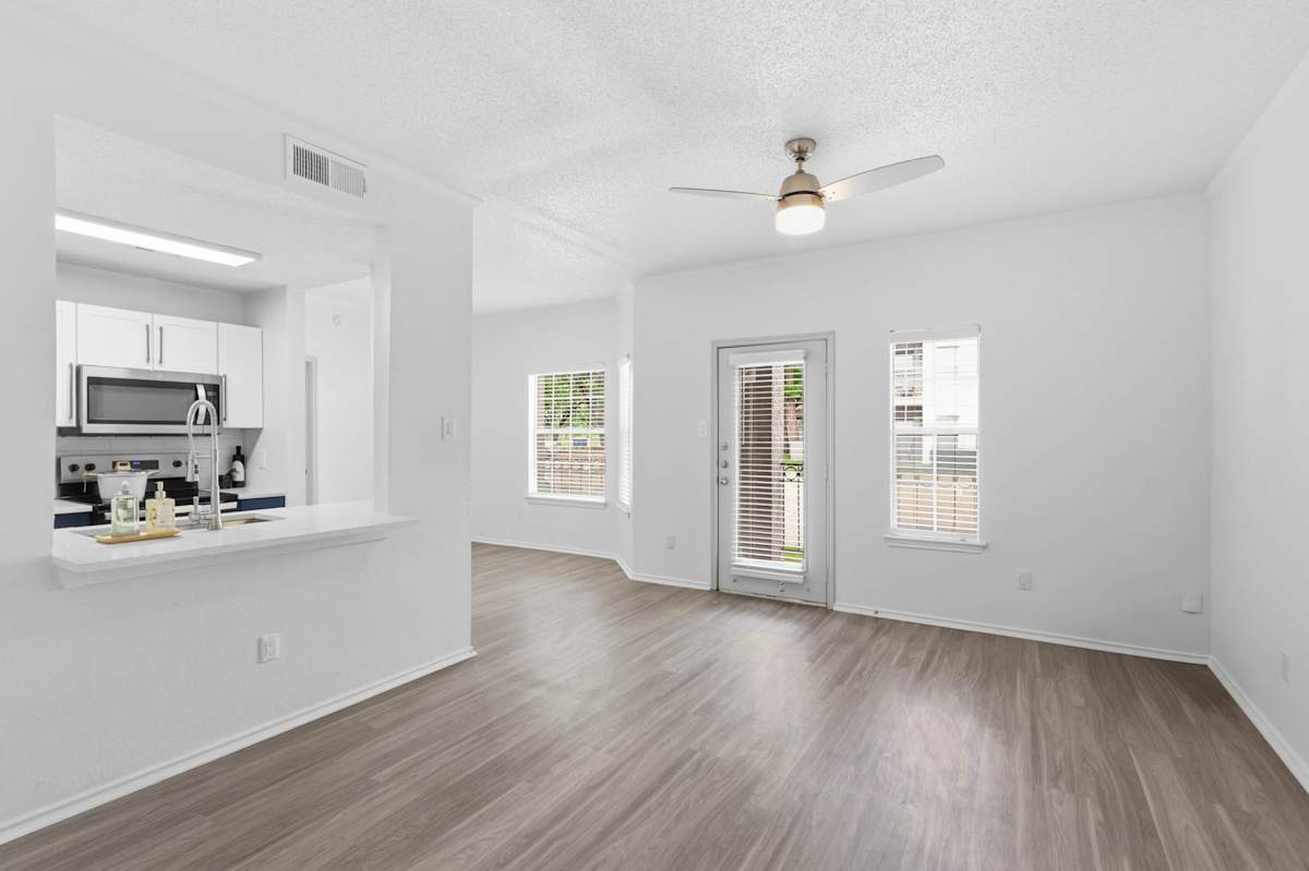 Camden Cimarron apartment photo