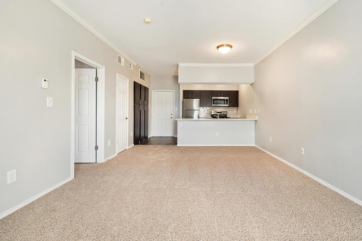 Photos Apartments Near Galleria Dallas, TX