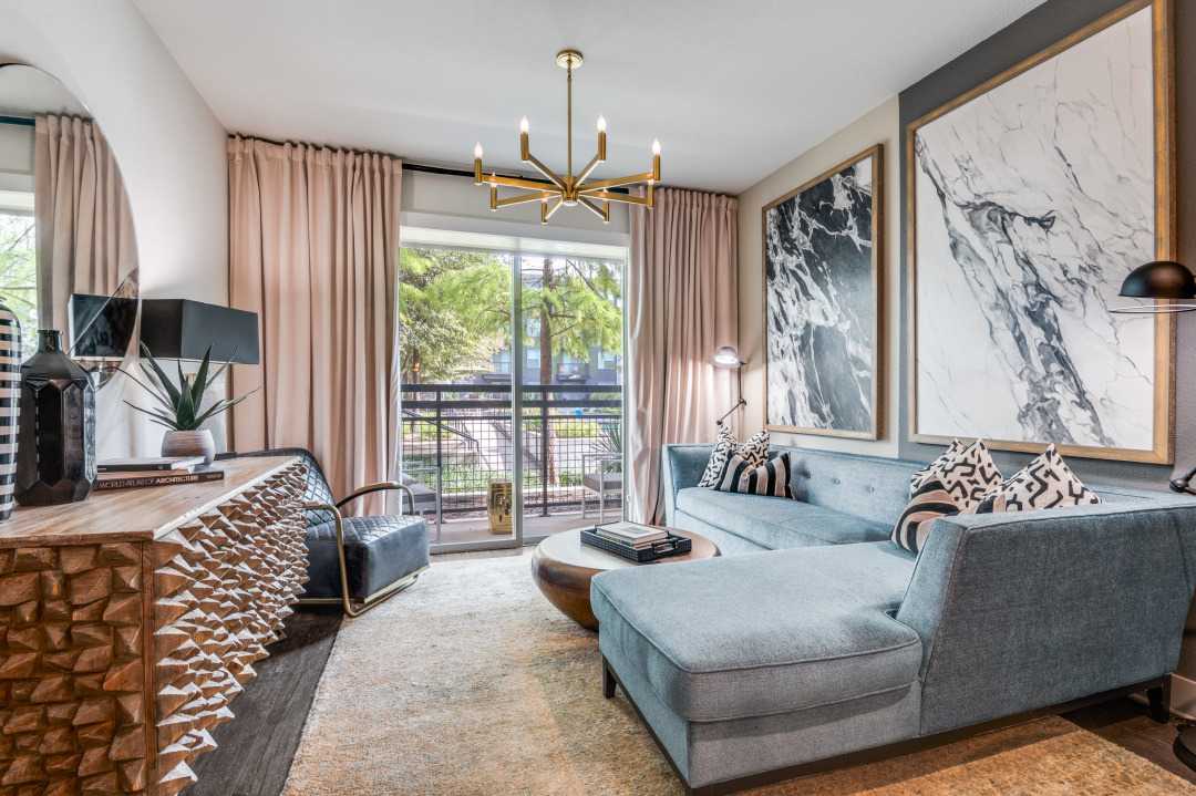 Ltd West Commerce apartment photo