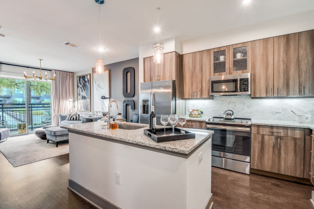 Ltd West Commerce apartment photo